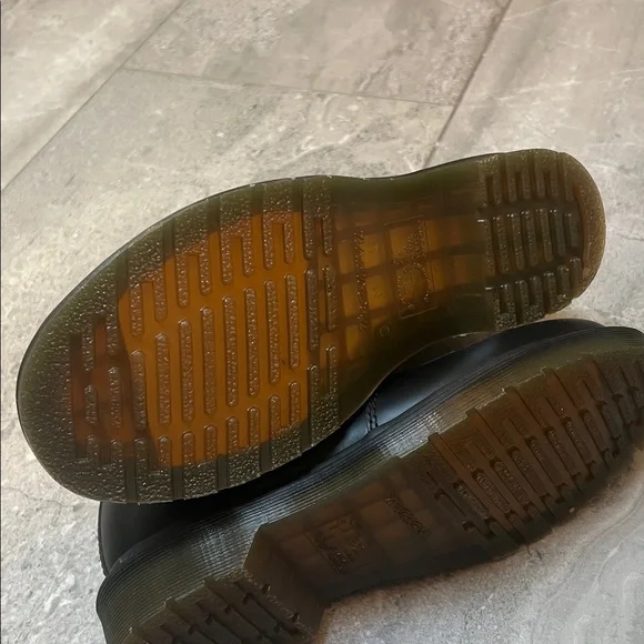 Dr. Martens 2976 Black Chelsea Boots - Picture 9 of 11